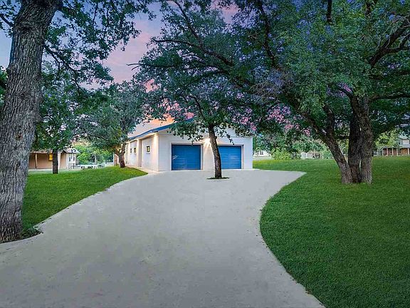 4th image of 118 Pecan Creek Dr