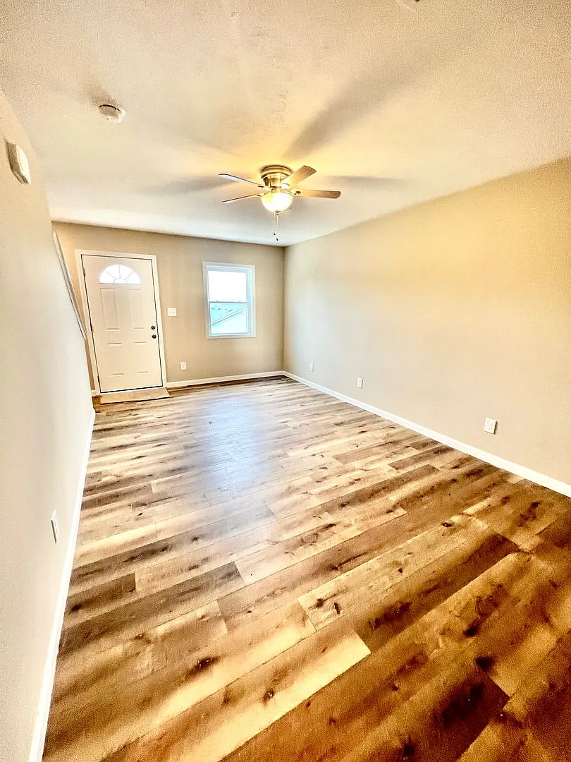 126 Lorentz Street — Photo 3