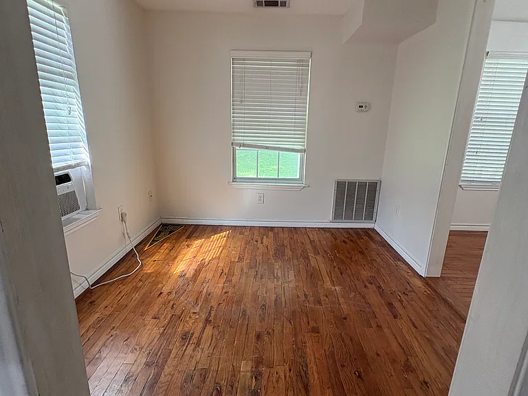 916 Wood Ave #A — Photo 4