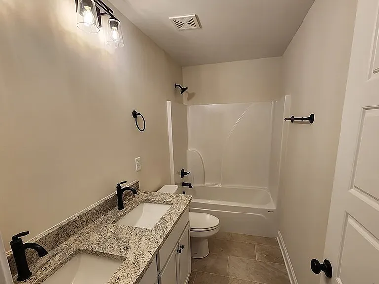 1740 Willow Creek Dr — Photo 13