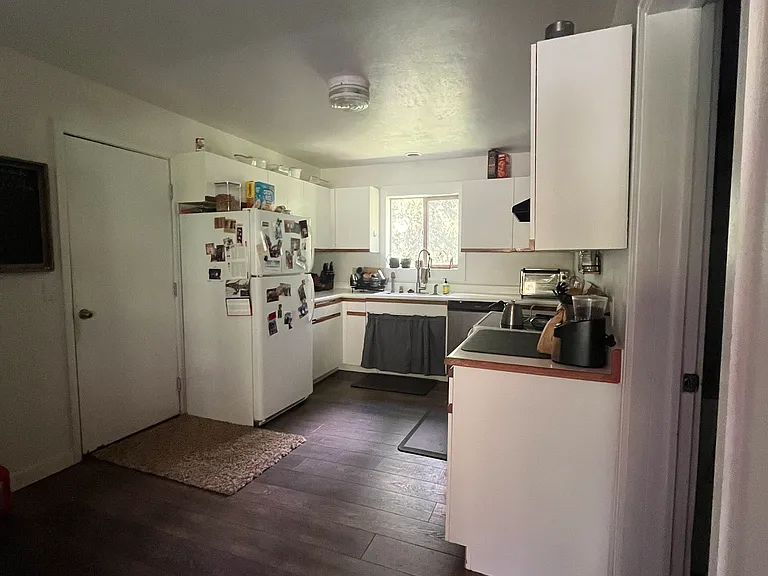 Sally Cir — Photo 7