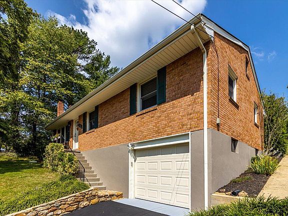 2nd image of 4379 Sheldon Dr