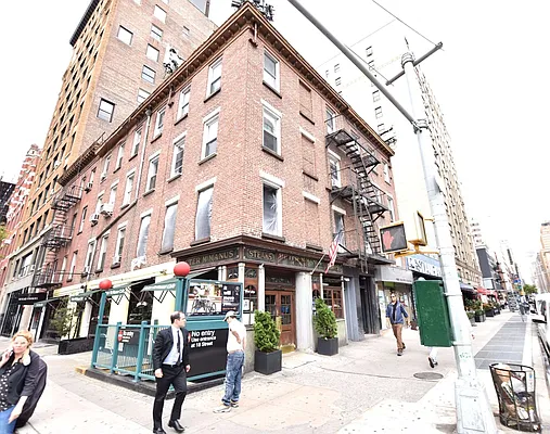 Rented by Bold New York | media 8