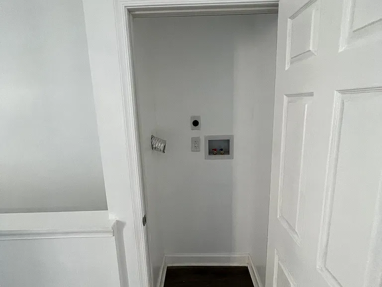 1225 N 54th St #2 — Photo 3