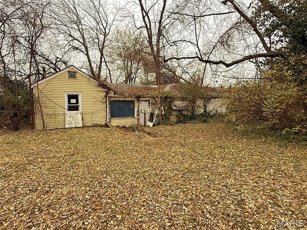 6237 Garfield Ave photo 1
