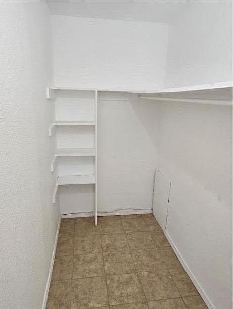 1st image of 4022 Lincoln Ave