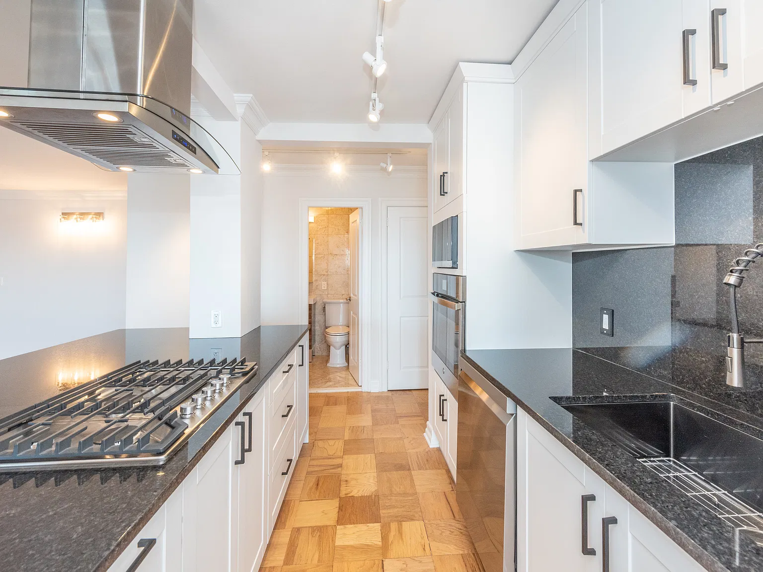 2 bed, 1400 sqft, $3,800 — Photo 4