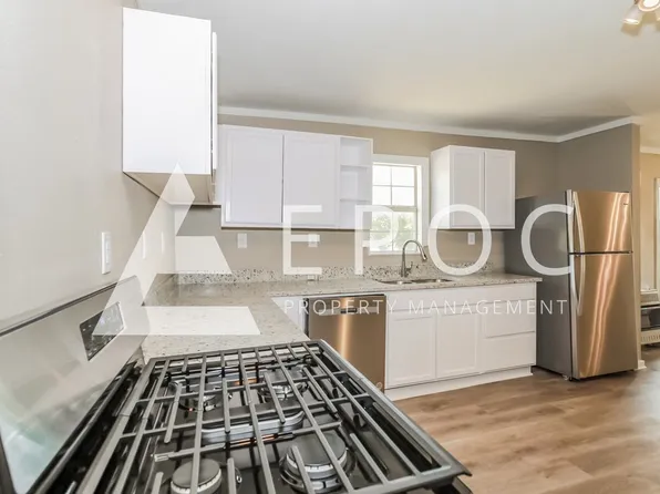 635 E 3rd St, Burkburnett, TX 76354