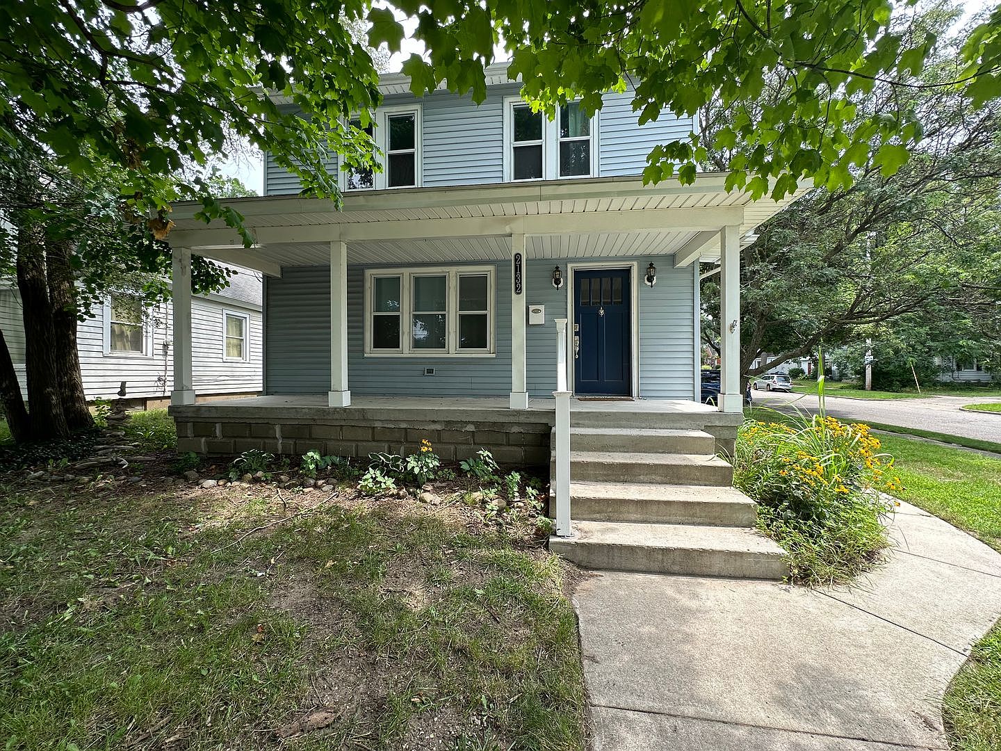 2132 Kalamazoo Ave SE, Grand Rapids, MI 49507 | Zillow