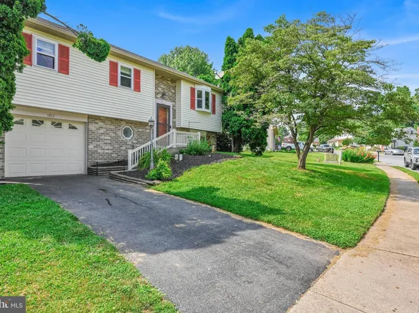 1915 Wilderness Rd, Lancaster, PA 17603
