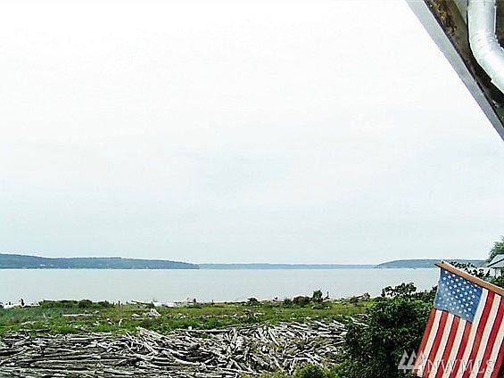 3rd image of 4004 Pebble Beach Dr