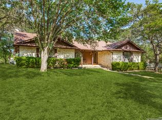 8946 Garden Ridge Dr, San Antonio, TX 78266