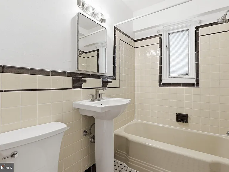 2720 Wisconsin Ave NW #302 — Photo 19