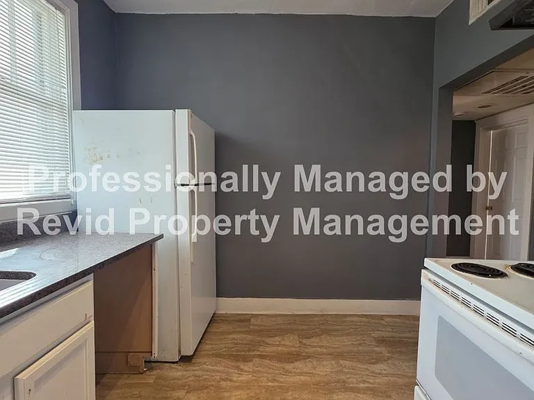 220 S. Cleveland St — Photo 57
