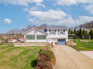 3143 New Hampshire Dr, New Kensington, PA 15068