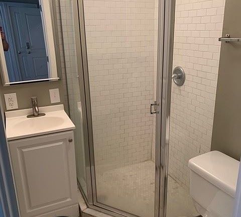 4th image of 708 W 48th St APT 203
