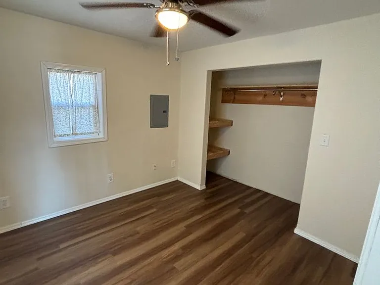 3730 Lismore Cir — Photo 5