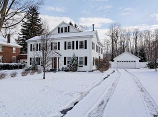 1720 Guilderland Ave, Schenectady, NY 12306