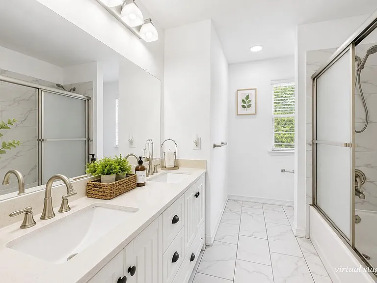 10207 Revelstoke Dr — Photo 10