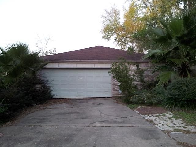 1st image of 11702 Bexley Dr
