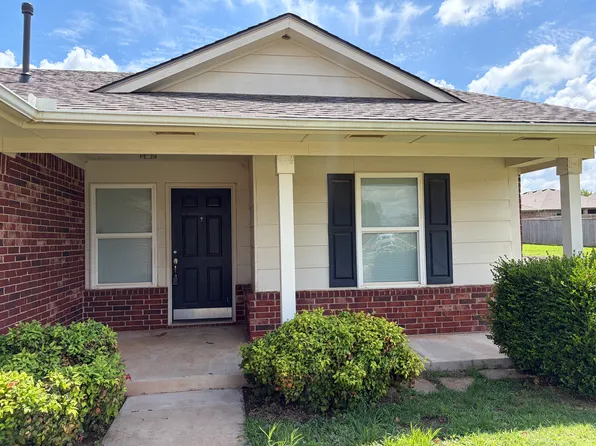 2704 Fennel Rd, Oklahoma City, OK 73128