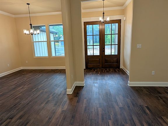 4th image of 230 Stonebrook Ct