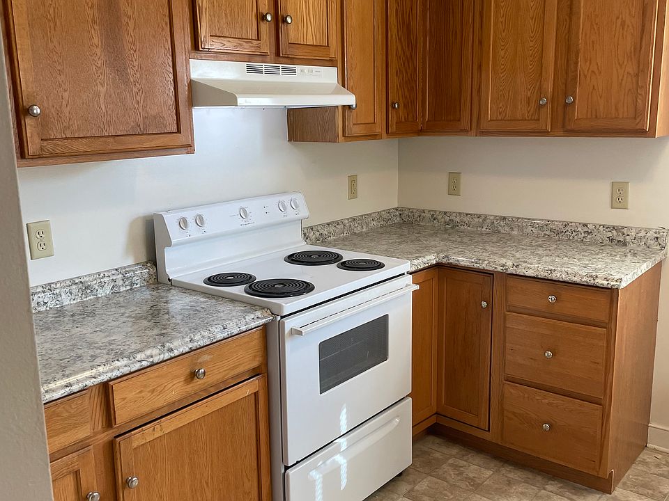 1st image of 304 E Weidman St