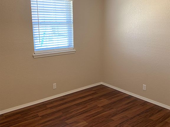 4th image of 1138 S Highland Dr