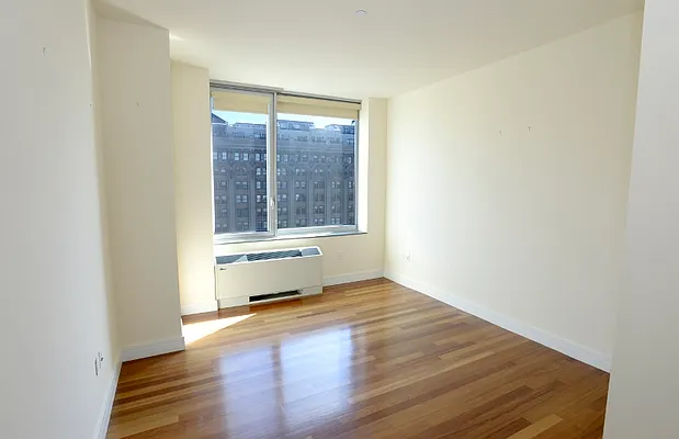 Rented by Battery Park Realty | media 5