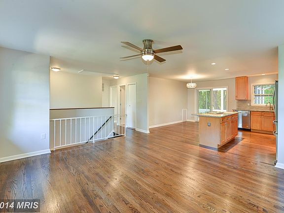 3rd image of 3217 Groveton St