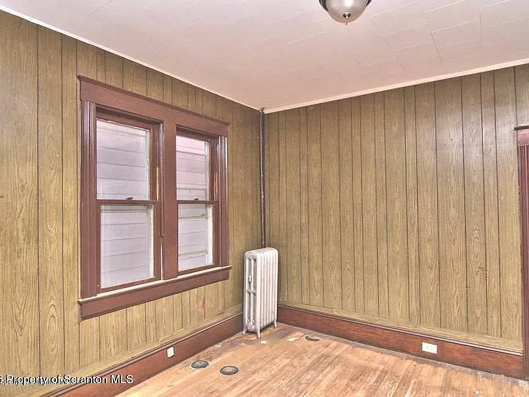 34 Simon Block Ave — Photo 16