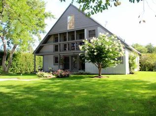 135 Meetinghouse Ln, Amagansett, NY 11930