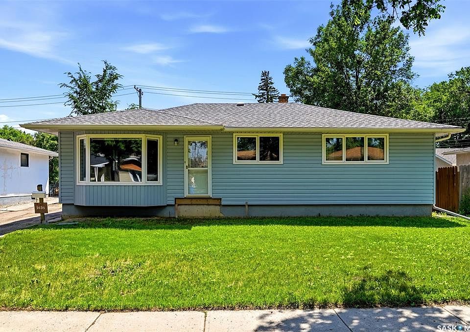 1st image of 1631 MacPherson AVENUE