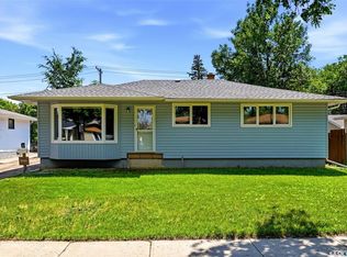 1631 Macpherson Ave, Regina, SK S4S4E1