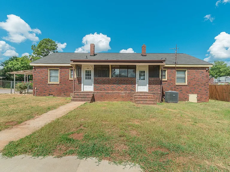 315 Georgia Ave — Photo 36