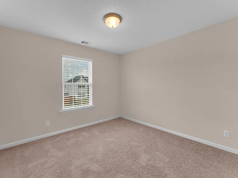 139 W West Winn Ave — Photo 22
