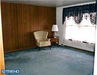 3rd image of 735 W Birchtree Ln