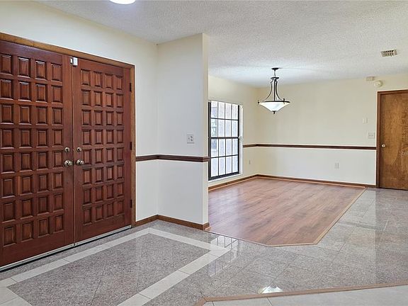 2nd image of 403 Copperleaf Cir