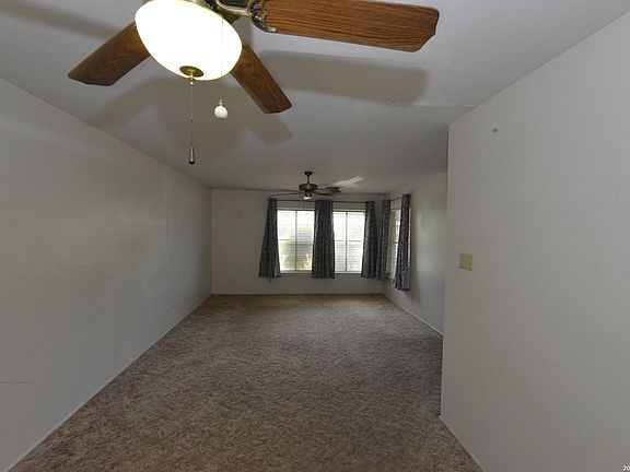 3rd image of 222 ZEPHYR DR