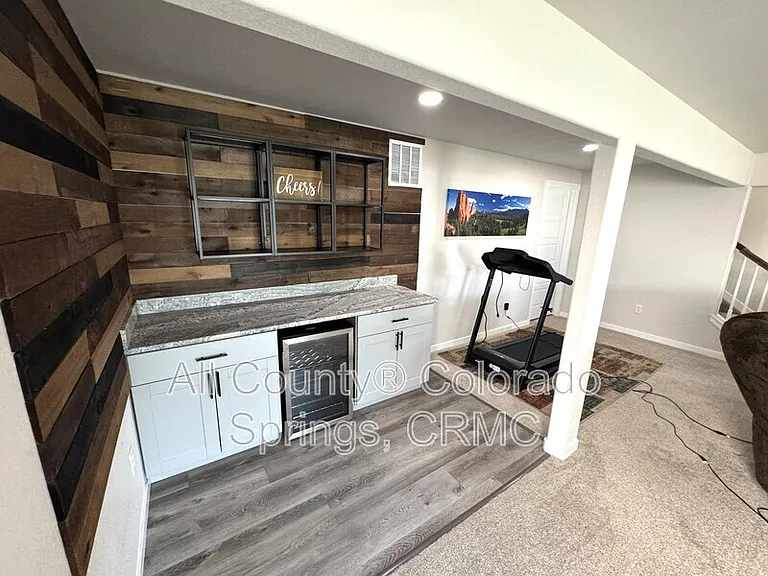 5755 Marlee Dr — Photo 25