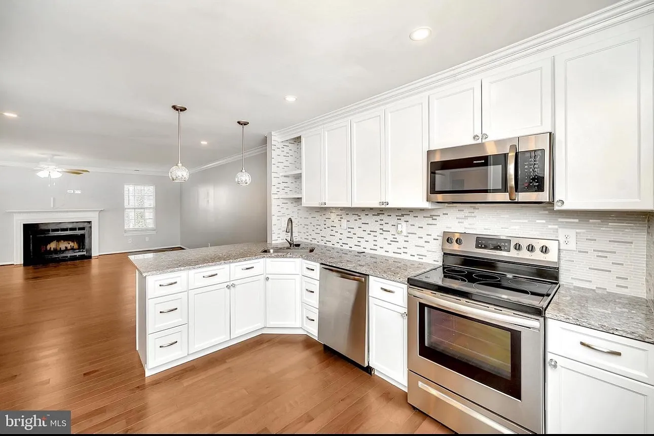4032 Spring Run Ct — Photo 2