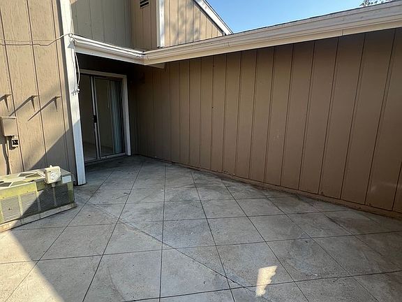 5th image of 2345 S Reservoir St
