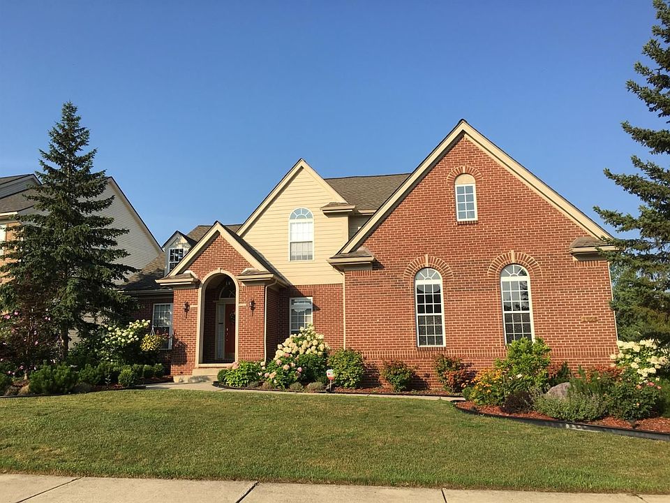 1st image of 1570 Meadowside Dr