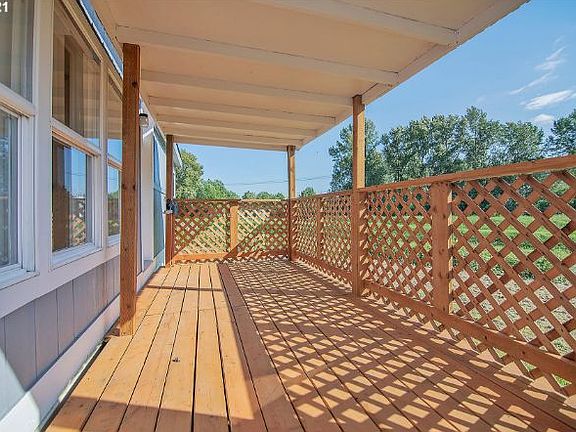 4th image of 104 Bradford Pl