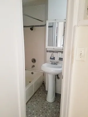 Rented by Chris Stewart, LREB | media 3