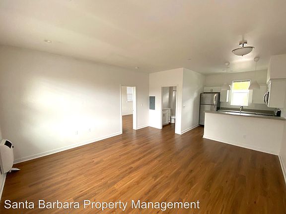 2nd image of 316 W Micheltorena St #8359411