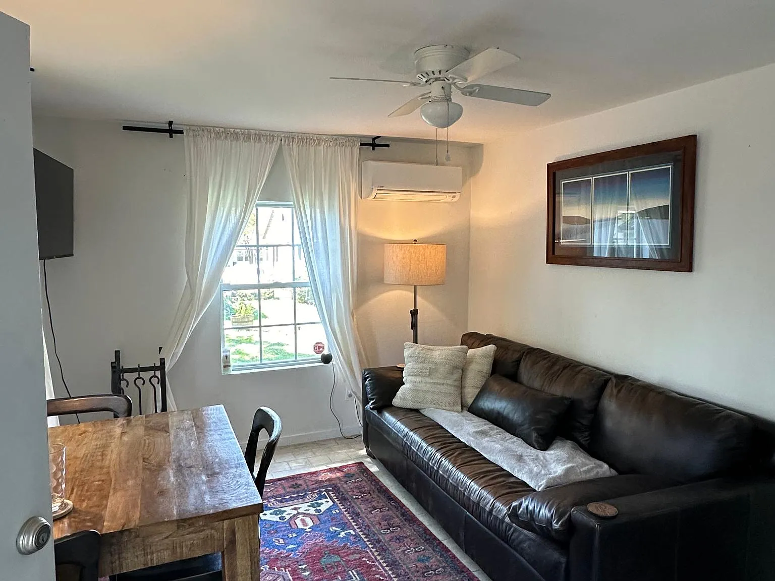 2 bed, 768 sqft, $1,900 — Photo 4