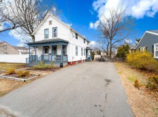 108 Darlingdale Ave, Pawtucket, RI 02861