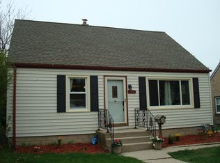 428 S 67th St, Milwaukee, WI 53214