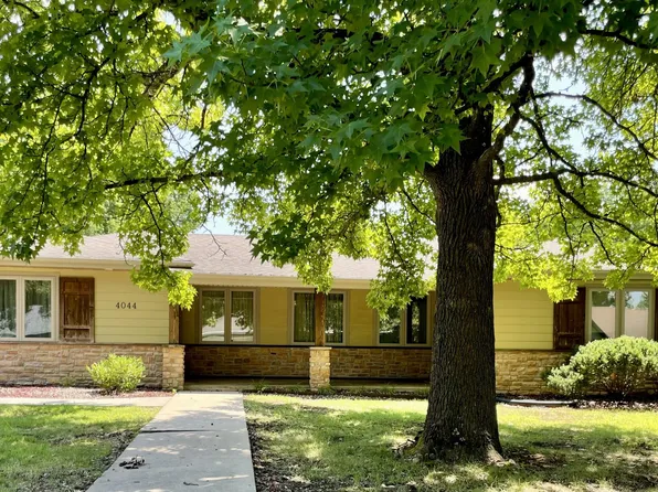 4044 S Broadway Avenue, Springfield, MO 65807